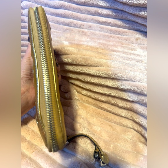 Jimmy Choo Long Wallet Filipa Star-Embossed Gold Metallic Authentic Discontinued - Picture 6 of 11